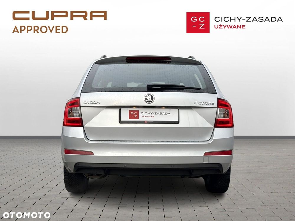 Skoda Octavia 1.4 TSI Ambition DSG - 4