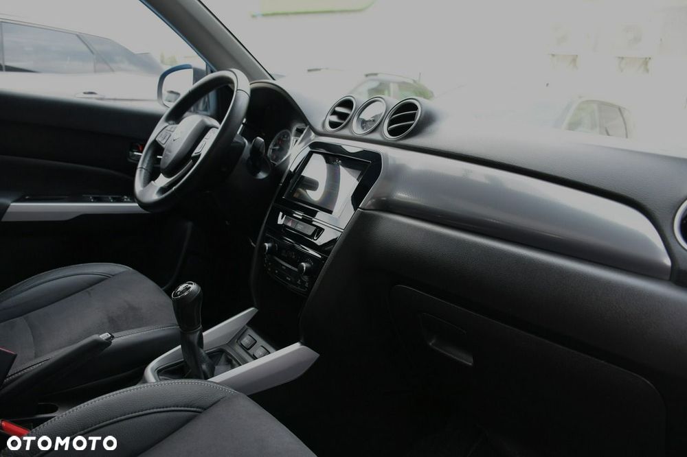 Suzuki Vitara 1.6 Premium 2WD - 20