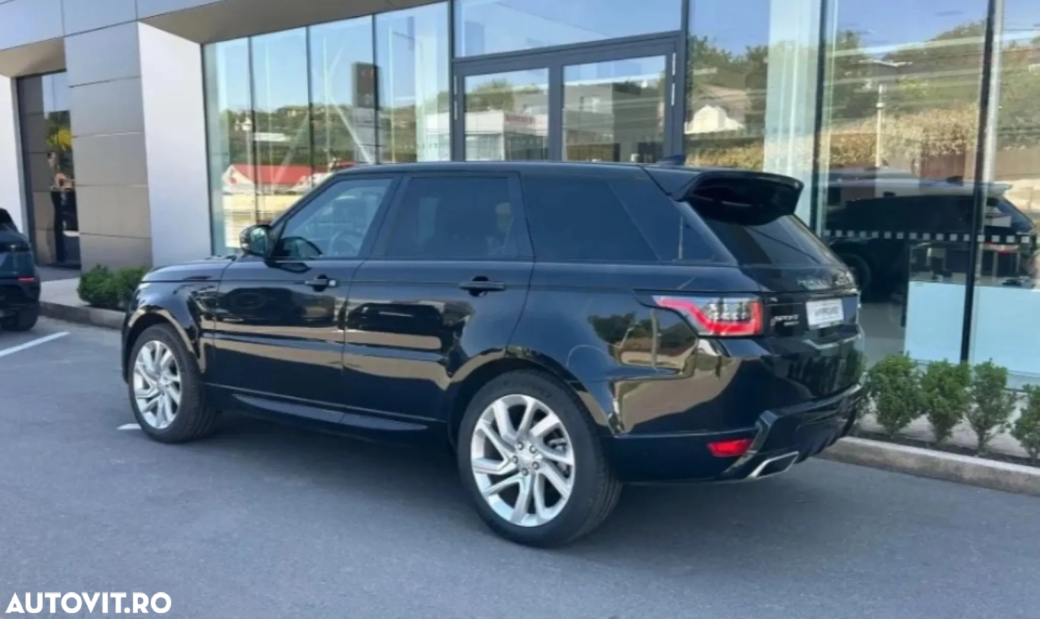 Land Rover Range Rover Sport 3.0 SDV6 HSE Dynamic - 4