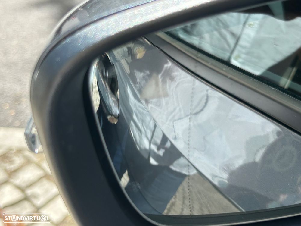 BMW 320 d Auto - 32