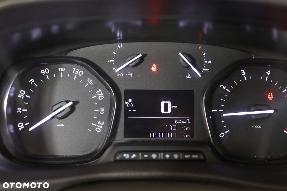 Toyota Proace Verso - 26