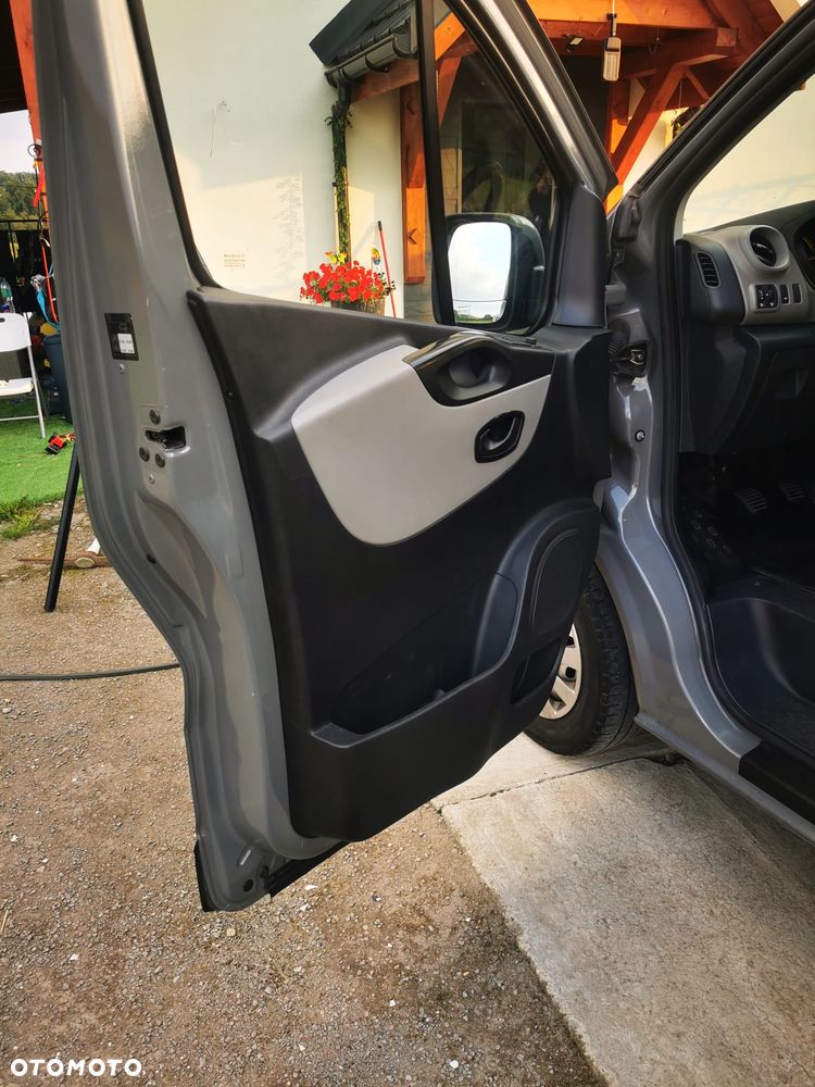 Renault Trafic 1.6 dCi - 8