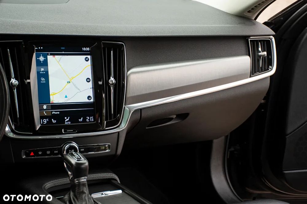 Volvo V90 D4 Geartronic - 26