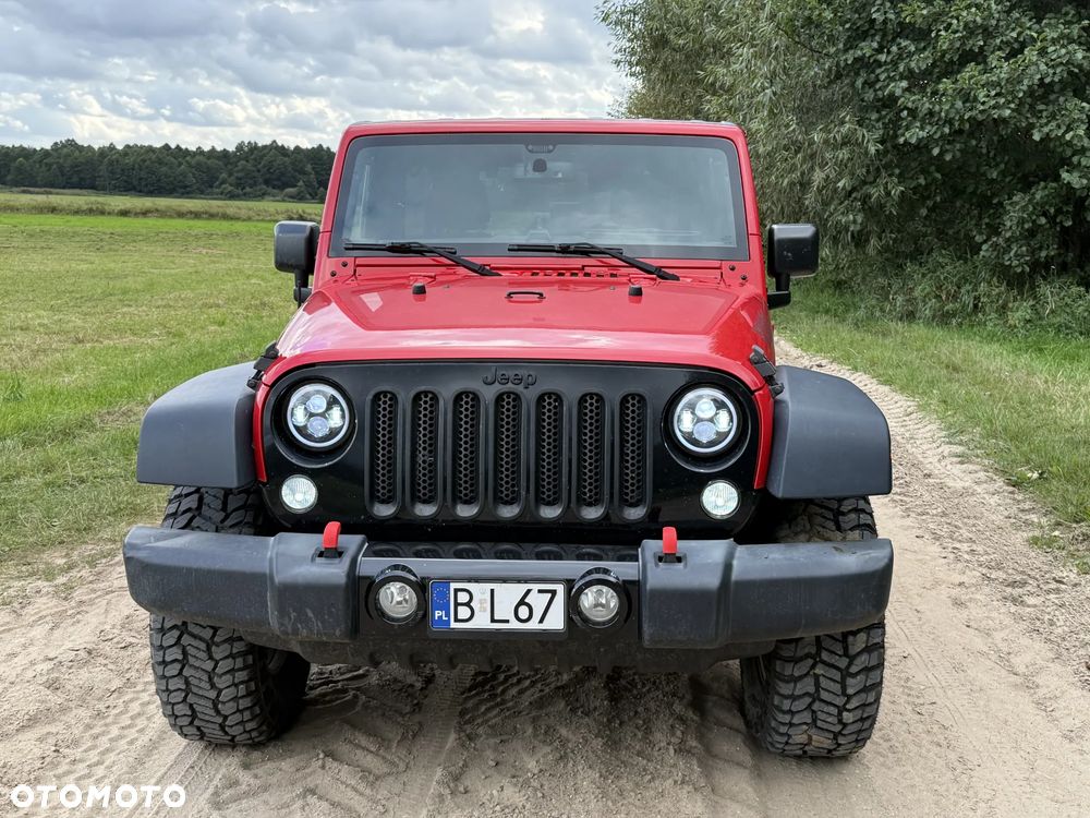 Jeep Wrangler - 10