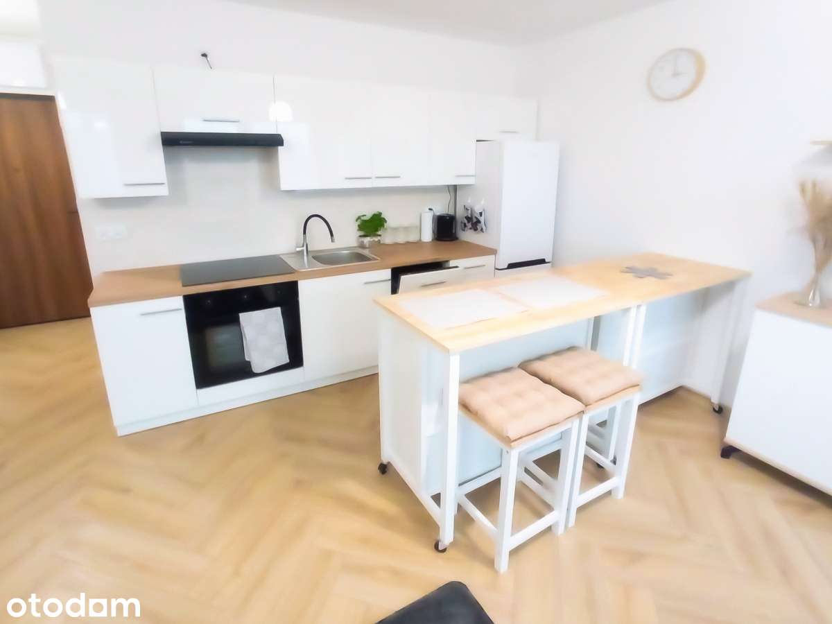 Komfortowa kawalerka | Balkon | Widok | Garaż | Chociebuska, Nowy Dwór - Pełny obrazek: 4/17