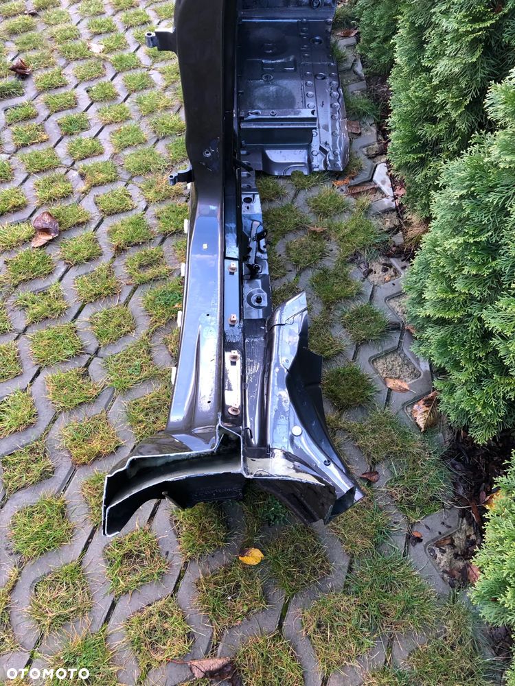 ĆWIARTKA BŁOTNIK PRÓG PODŁUŻNICA BMW E90 A22 - 11