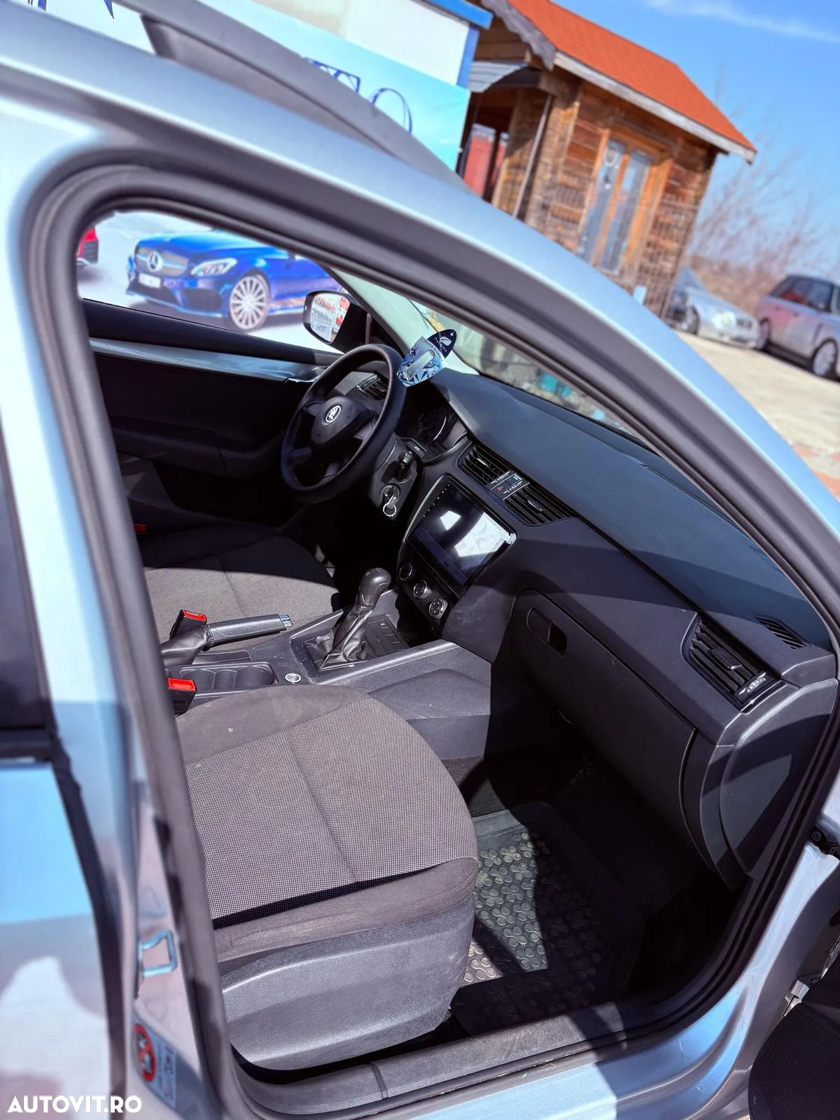 Skoda Octavia 1.6 TDI Ambiente - 6