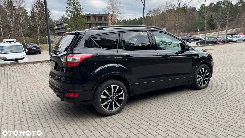 Ford Kuga 1.5 EcoBoost 2x4 ST-Line - 5