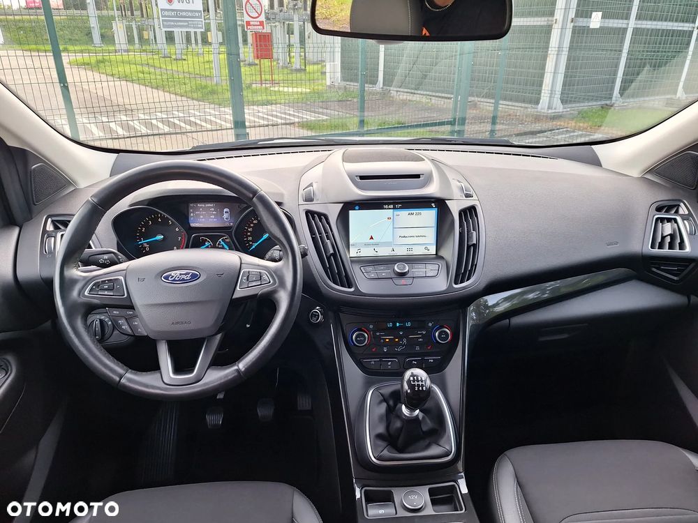 Ford Kuga - 13