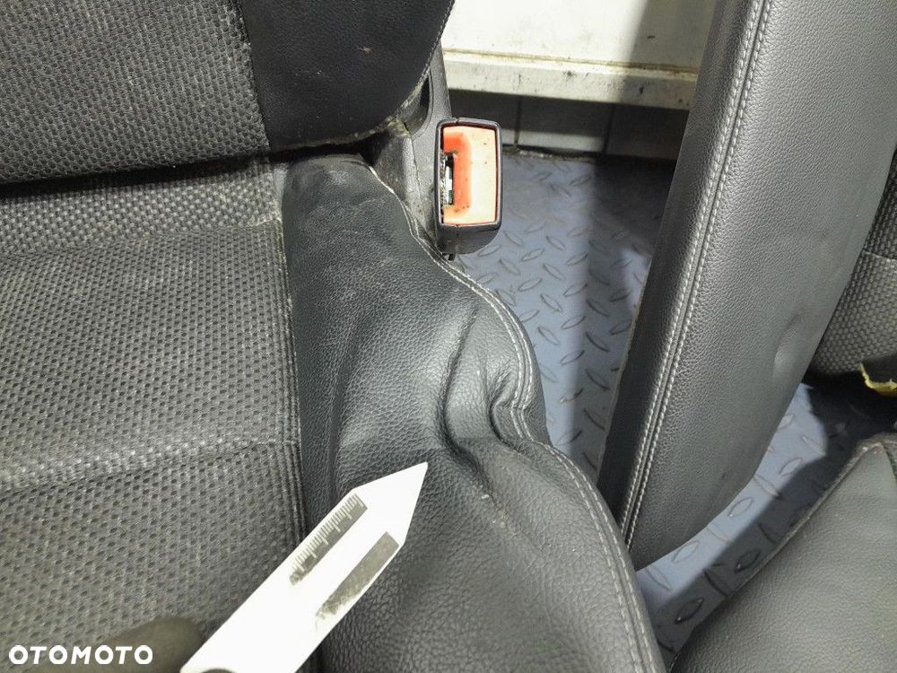 E KLASA W212 LIFT SEDAN FOTELE KANAPA BOCZKI PÓŁSKÓRA KOMPLET - 8