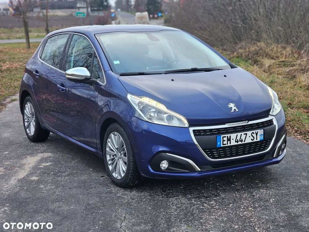 Peugeot 208 PureTech 82 Allure - 2