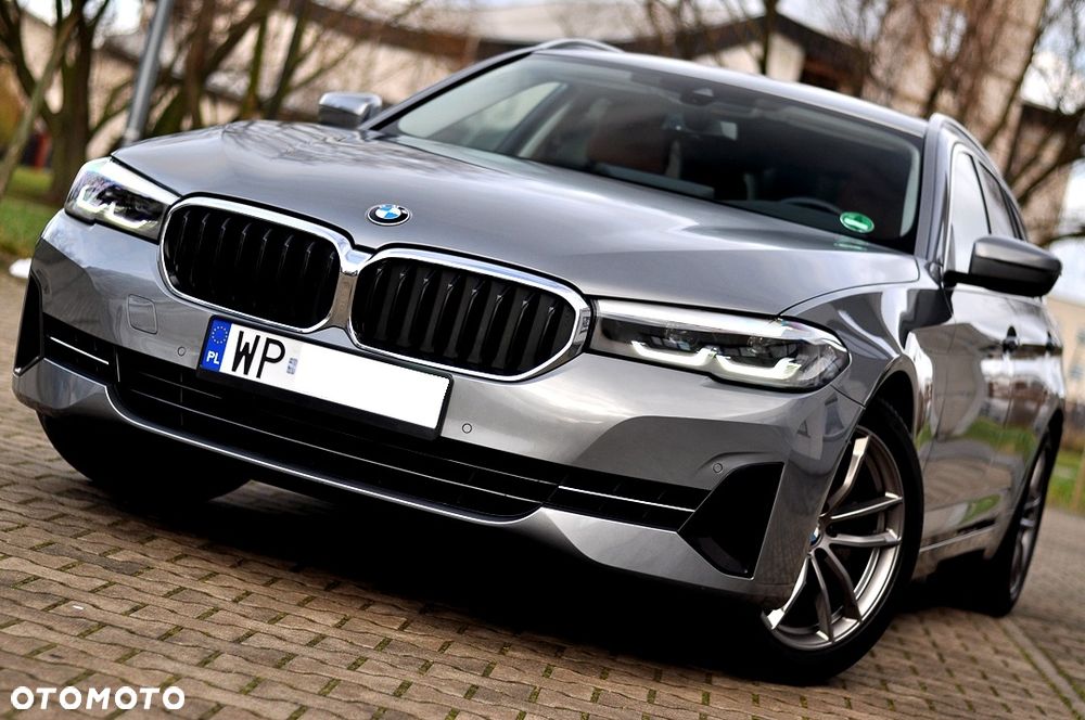 BMW Seria 5 520i - 6