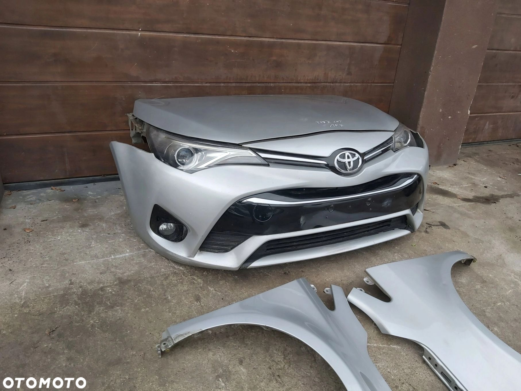 Toyota AVENSIS T27 lift zderzak przód kompletny maska błotnik pas przedni - 3
