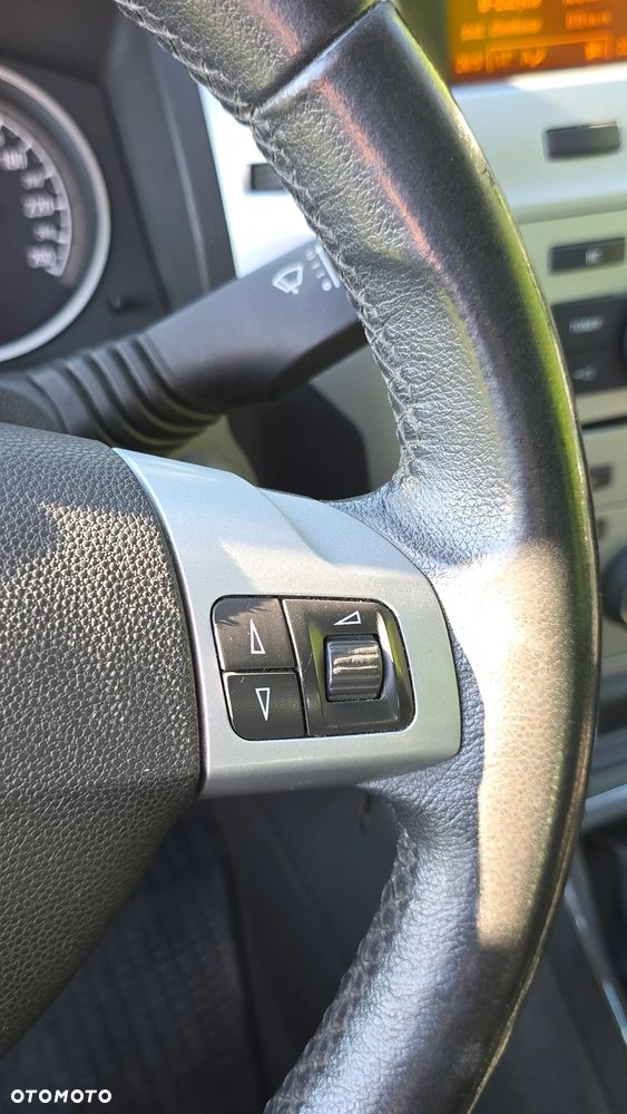 Opel Zafira 1.8 - 12