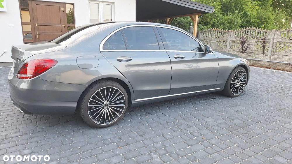 Mercedes-Benz Klasa C 300 7G-TRONIC - 1