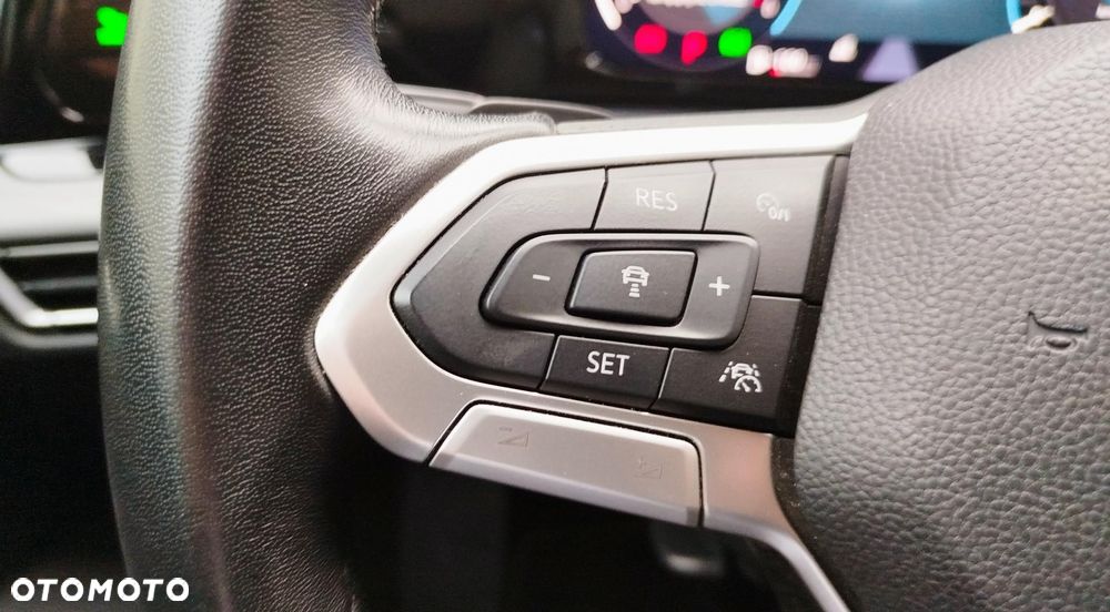 Volkswagen Golf 2.0 TDI SCR DSG Style - 10