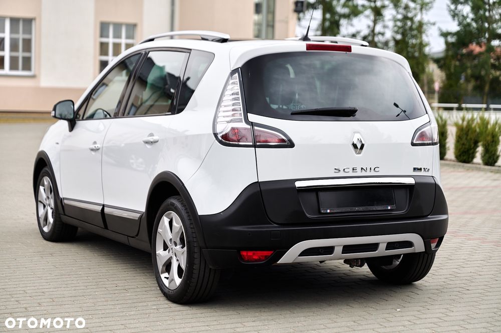 Renault Scenic 1.2 TCE Energy Bose Edition - 11