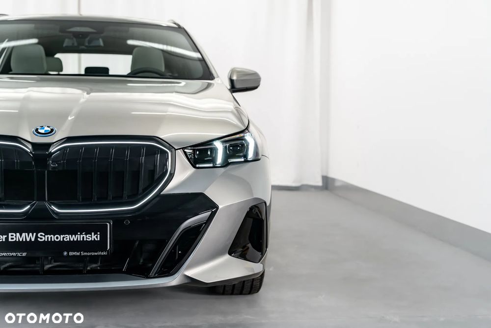BMW Seria 5 530e xDrive PHEV M Sport - 9