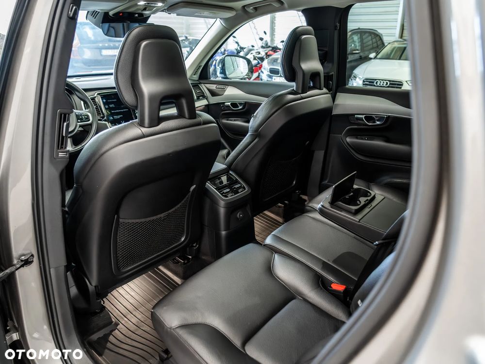 Volvo XC 90 T8 AWD Twin Engine Geartronic RDesign - 34