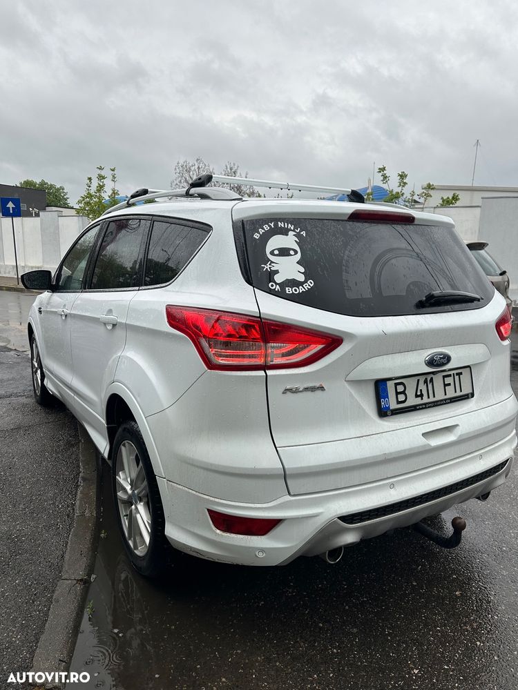 Ford Kuga 2.0 TDCi Powershift 4WD Titanium - 3