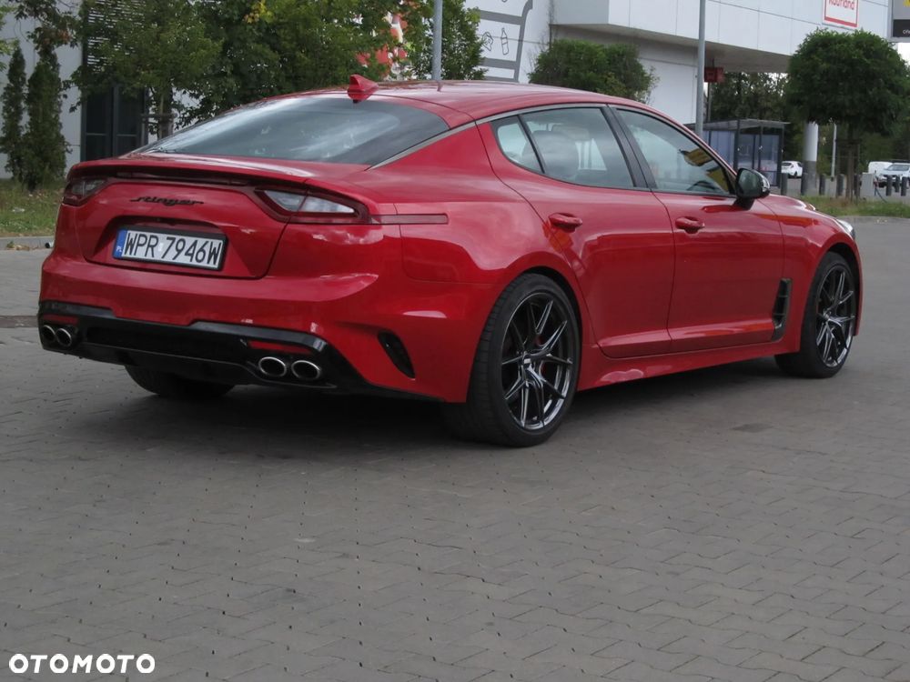 Kia Stinger - 26