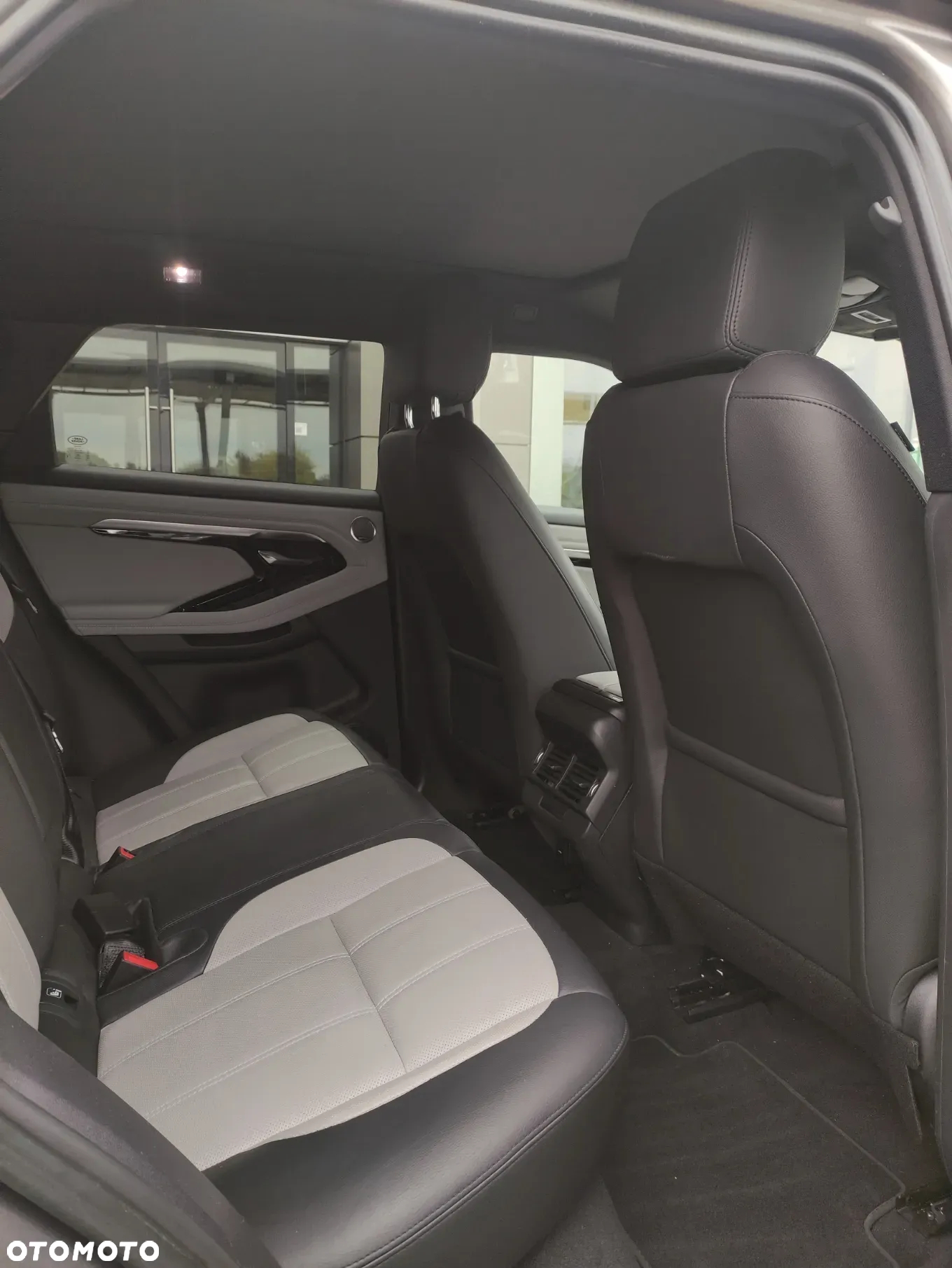 Land Rover Inny - 7