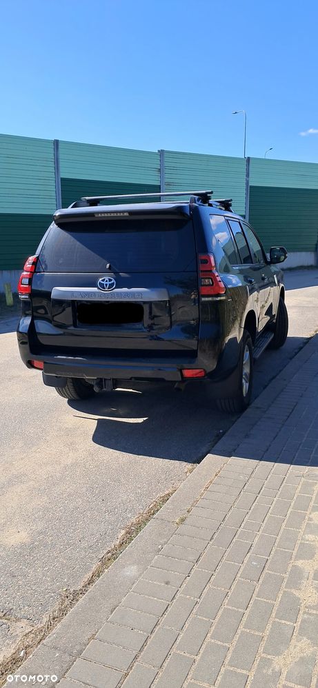 Toyota Land Cruiser LC 2.8 D-4D Prado - 2