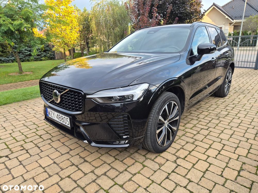 Volvo XC 60 B5 B AWD Ultra Black - 4