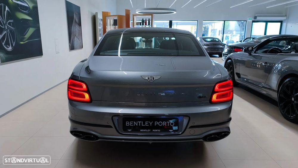 Bentley Flying Spur Hybrid S - 7