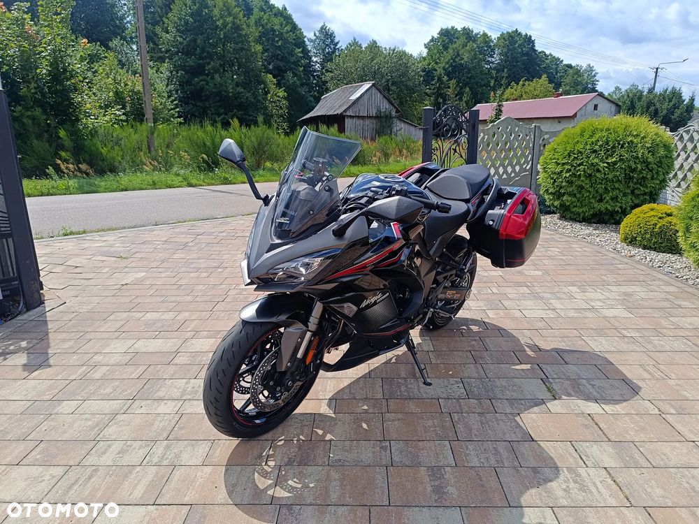Kawasaki Ninja 1000 SX - 4