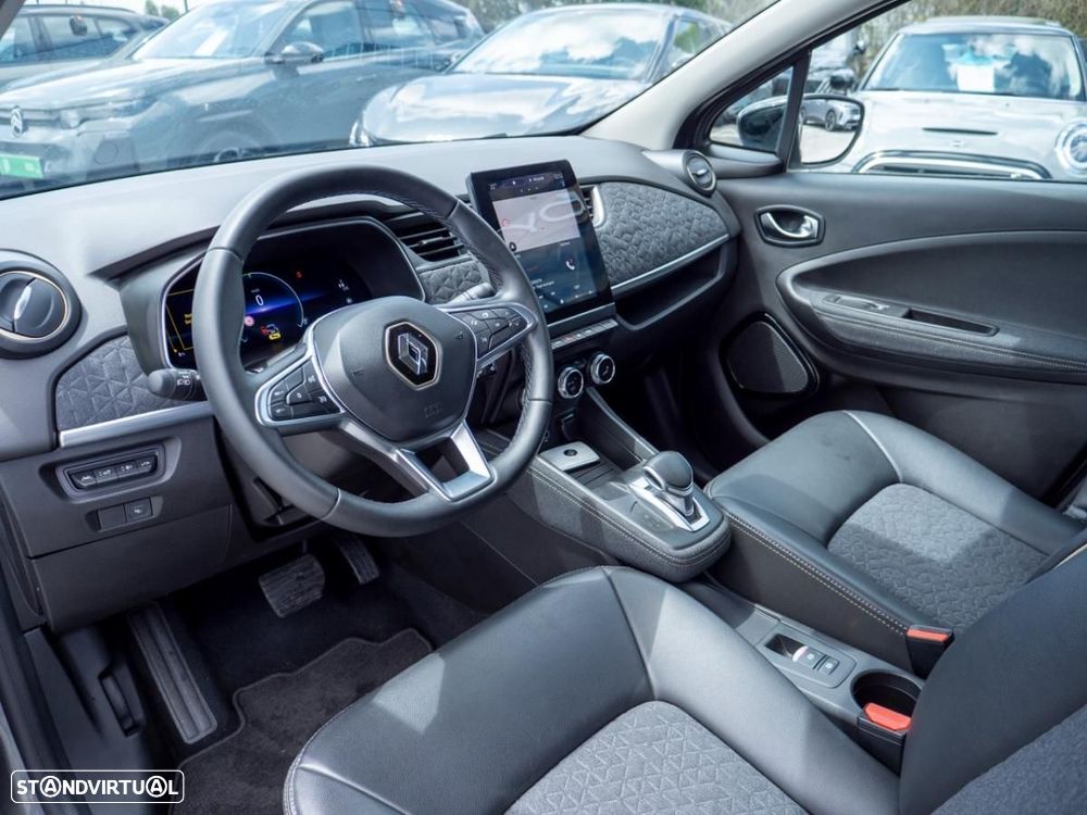 Renault Zoe (c/ Bateria) EV50 135hp Iconic - 22
