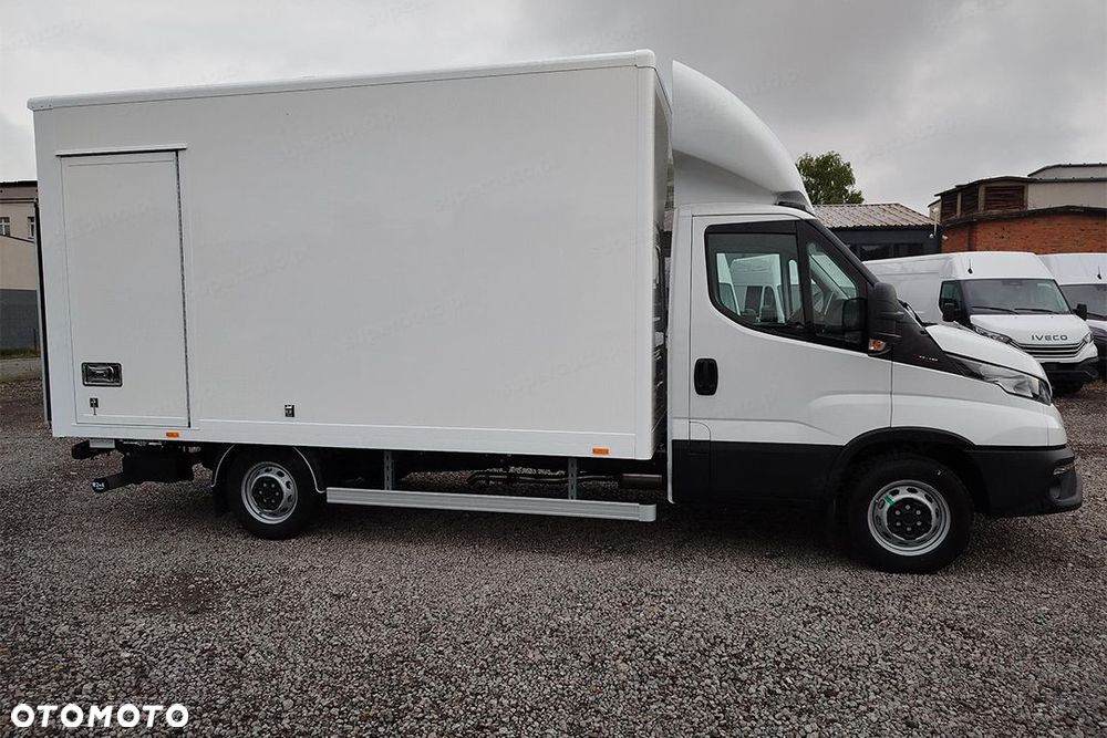 Iveco Daily 35S18 Kontener 8EP + Winda 3.0 180KM - 9