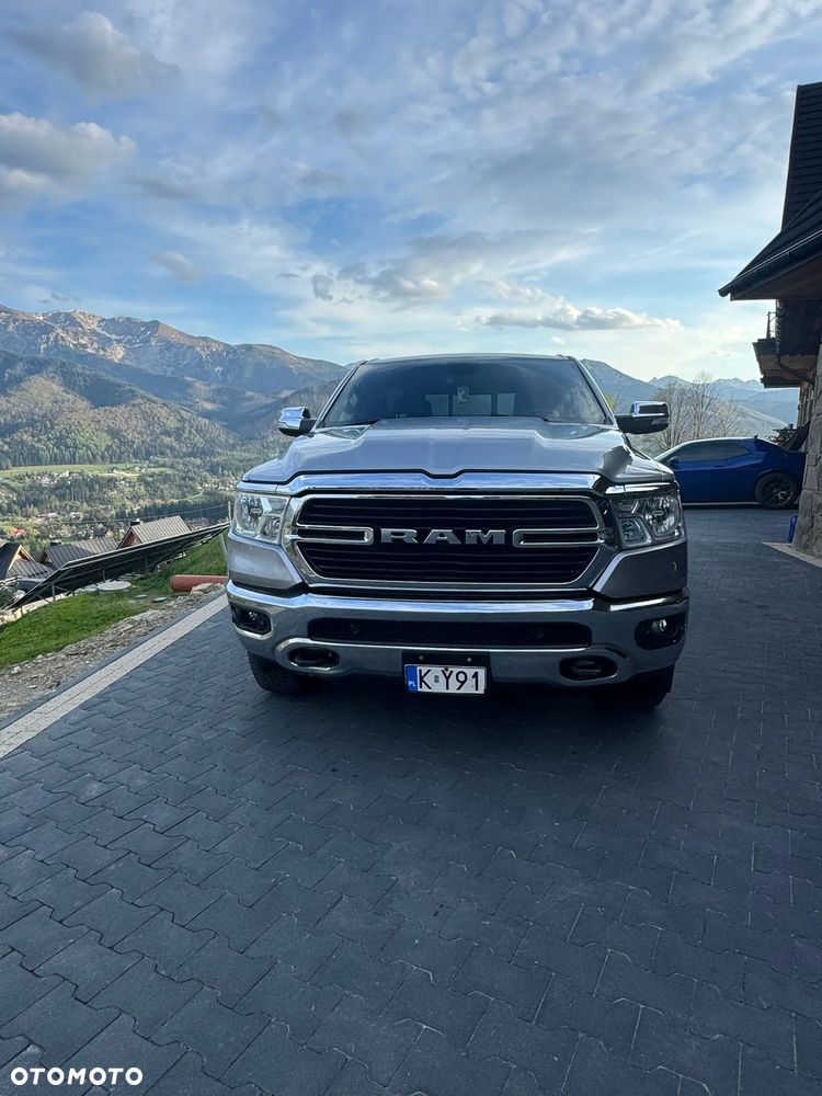 Dodge RAM 1500 5.7 4x4 - 18