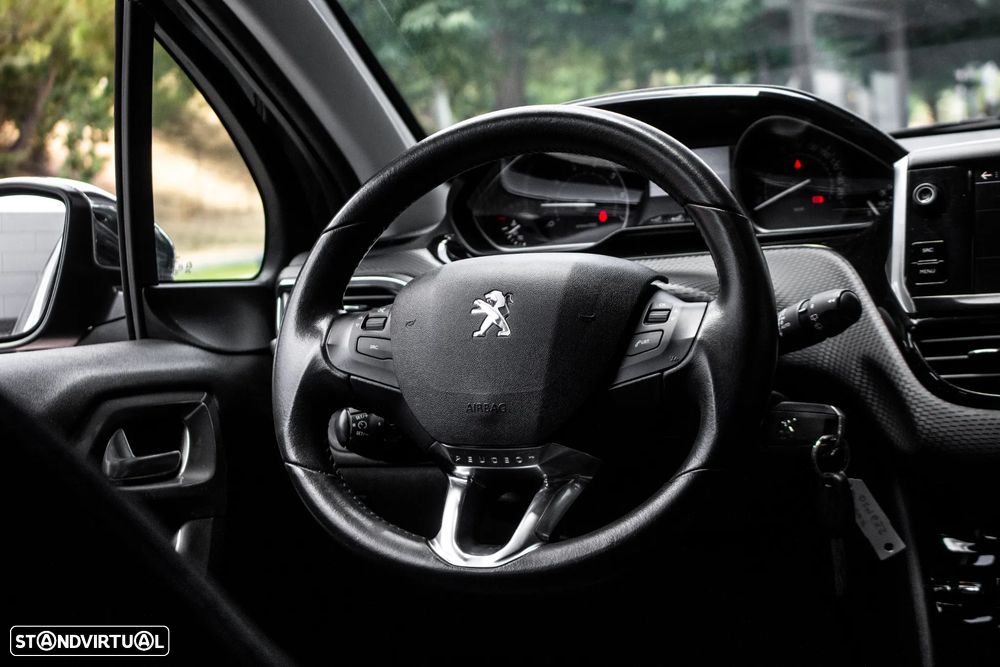 Peugeot 2008 PureTech 82 Style - 22