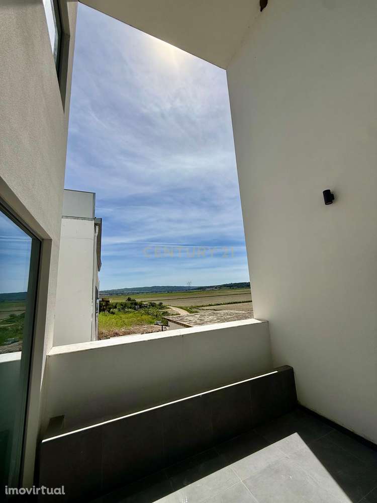 Apartamento Triplex com Piscina Privada e Vista Única no Centro de Alc - Grande imagem: 3/26