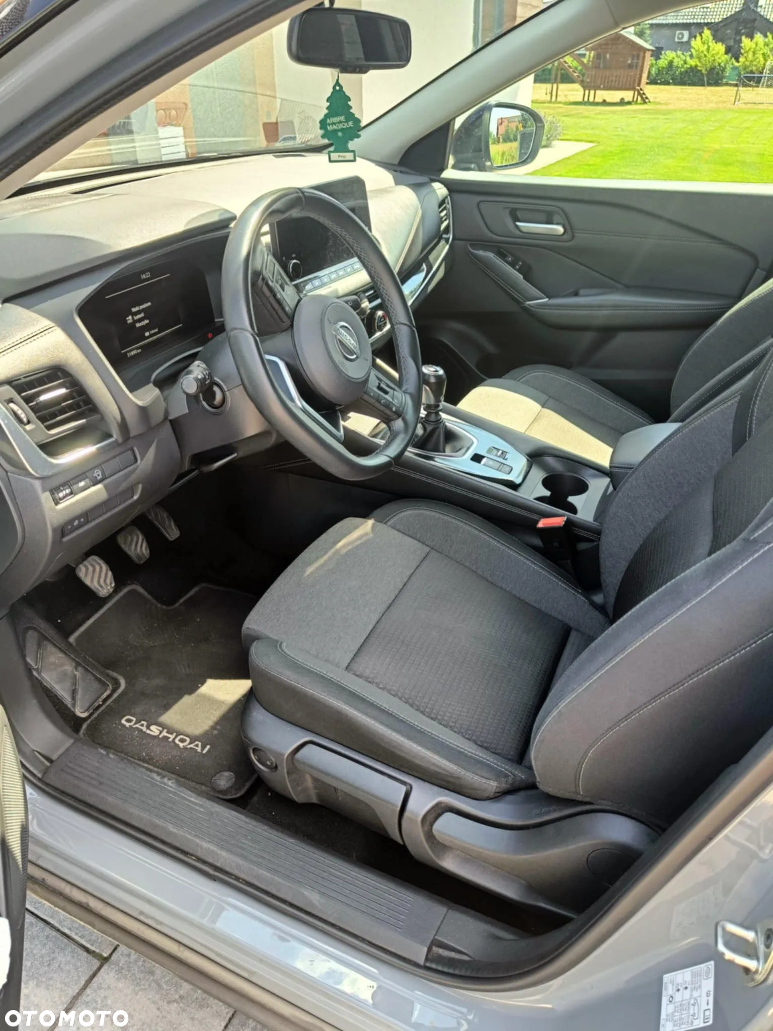Nissan Qashqai 1.3 DIG-T N-Connecta - 16