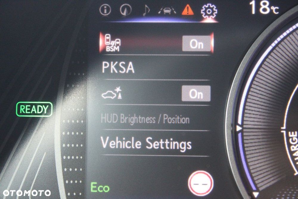 Lexus UX - 33