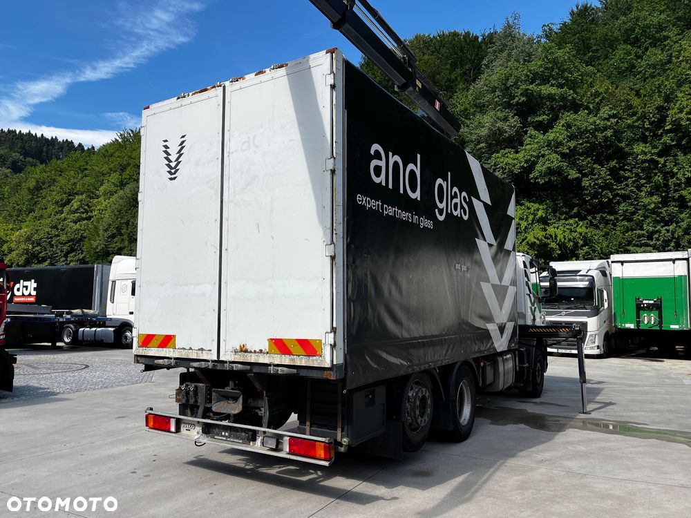 Iveco Stralis 360 // HIAB 144 E4 HIDUO + Radio // Zabudowa 6m // Oś podnoszona - 19