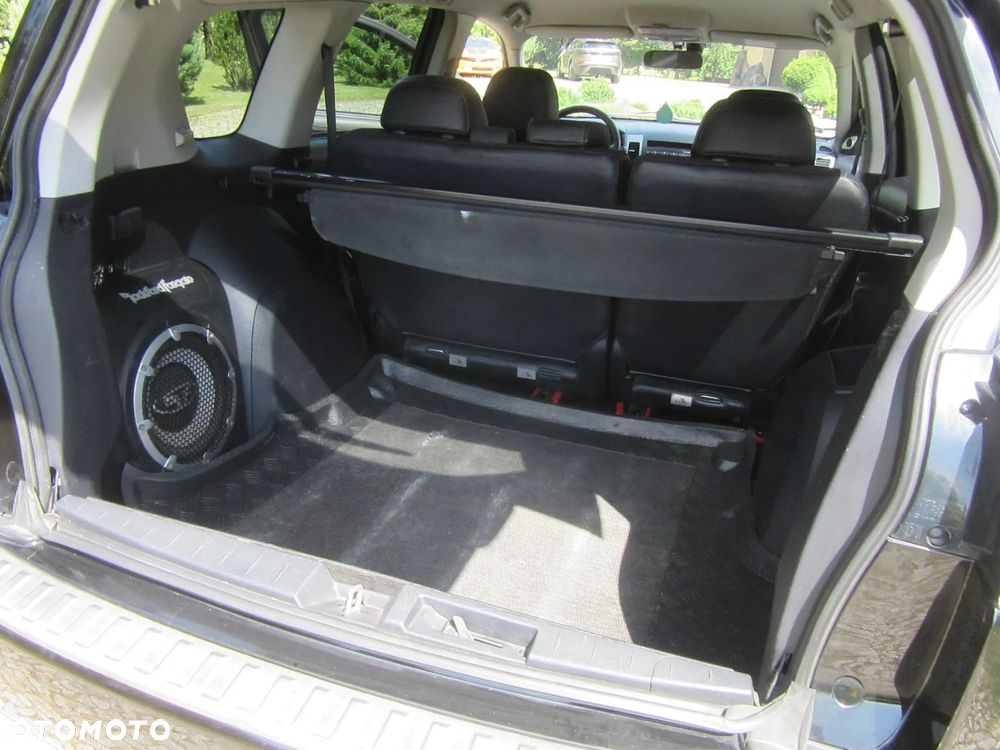 Mitsubishi Outlander - 15