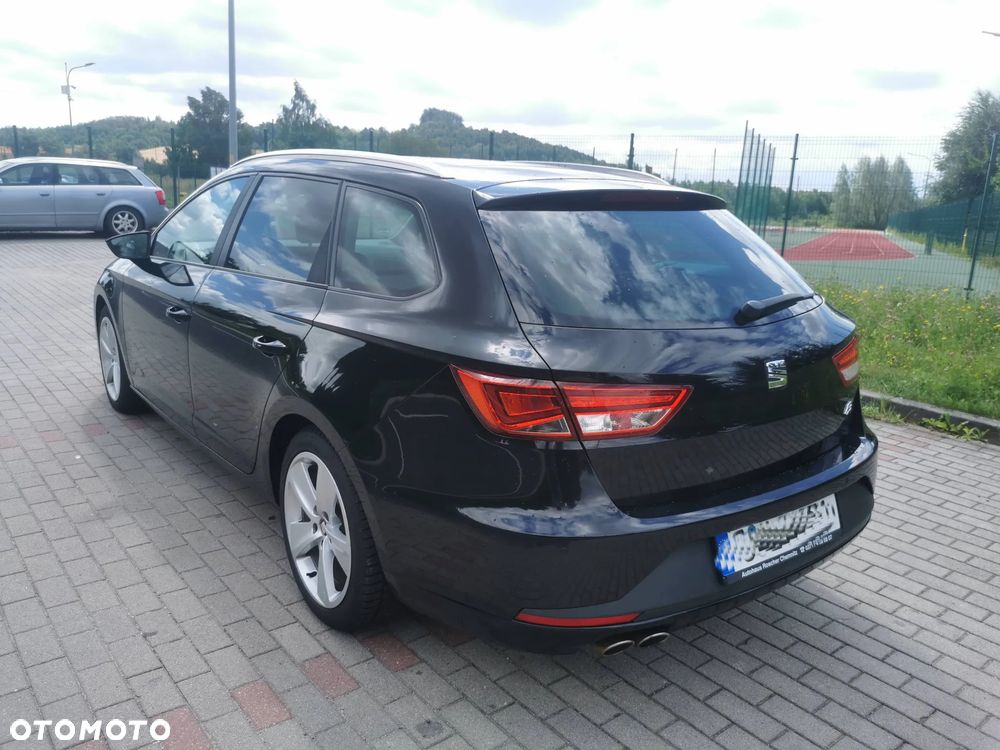 Seat Leon 2.0 TDI DPF DSG FR - 4