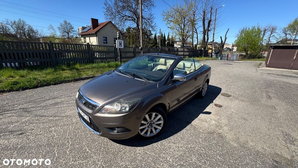 Ford Focus 2.0 16V Trend - 4
