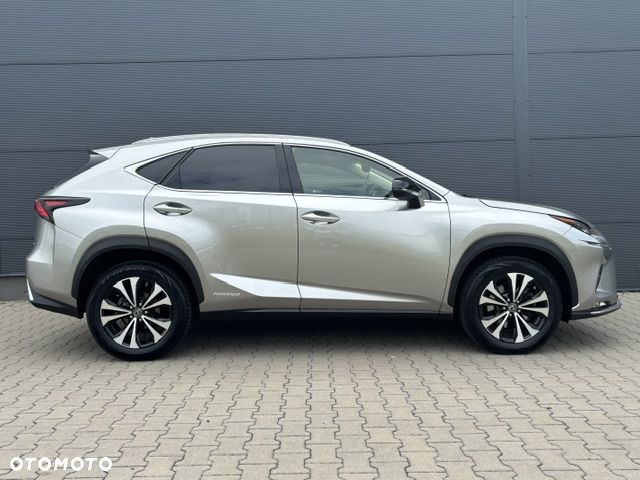 Lexus NX 300h F Impression AWD - 7