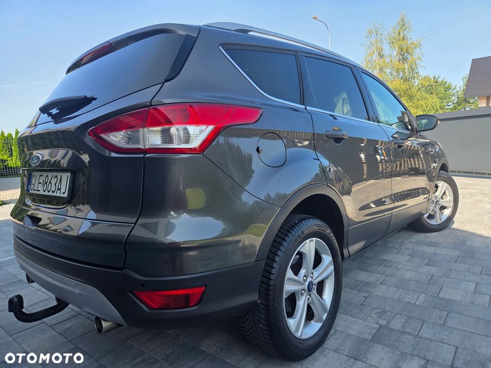 Ford Kuga 2.0 TDCi 4WD Titanium - 4