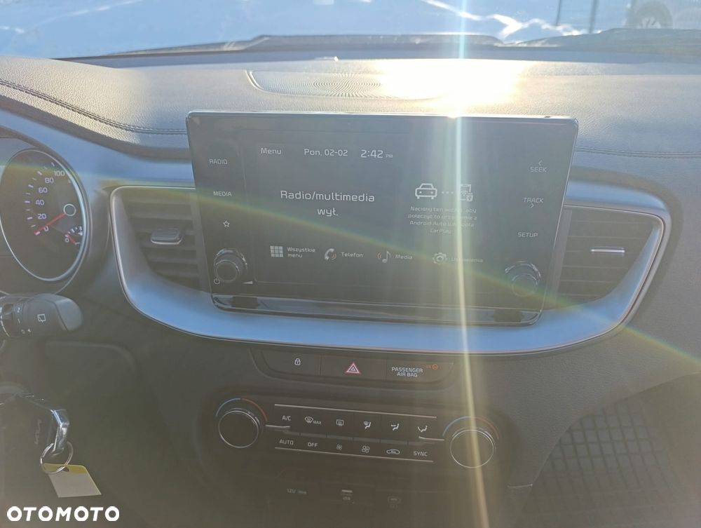 Kia XCeed 1.5 T-GDI M DCT - 14