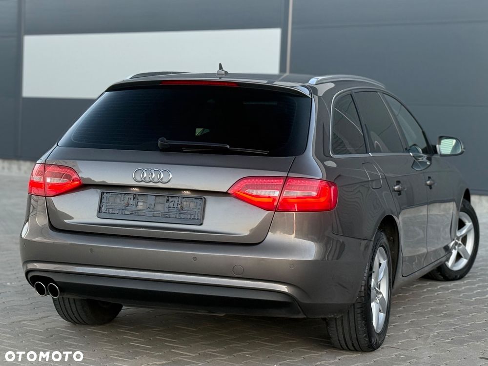 Audi A4 Avant - 10