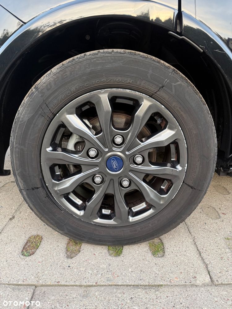 Ford Tourneo Custom 320 L2H1 VA Autm Titanium X - 25