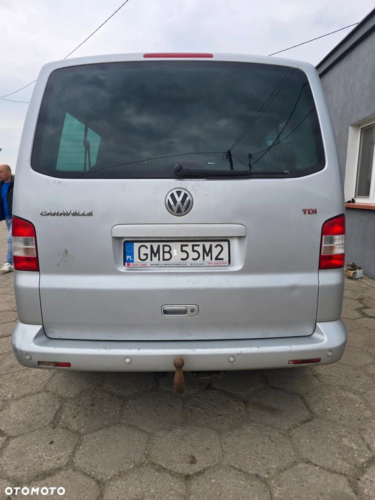 Volkswagen Caravelle - 4