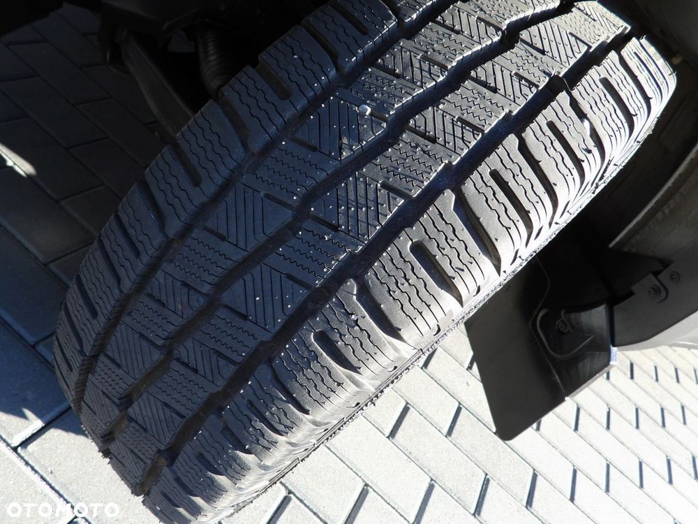 Iveco DAILY 35S18 PLANDEKA 10 PALET WEBASTO TEMPOMAT LEDY KLIMATYZACJA  180KM - 24