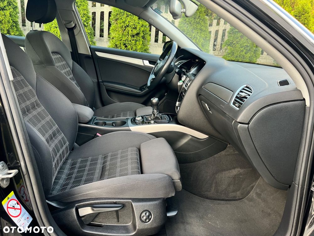 Audi A4 Limousine 2.0 TDI DPF Ambiente - 24