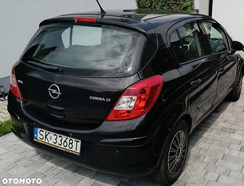 Opel Corsa 1.2 16V Essentia - 5